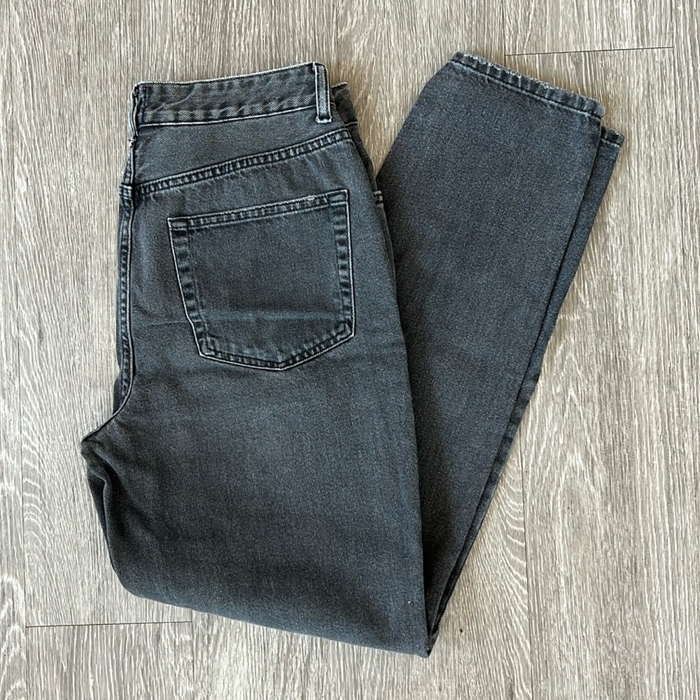 Tapered Mom Jean